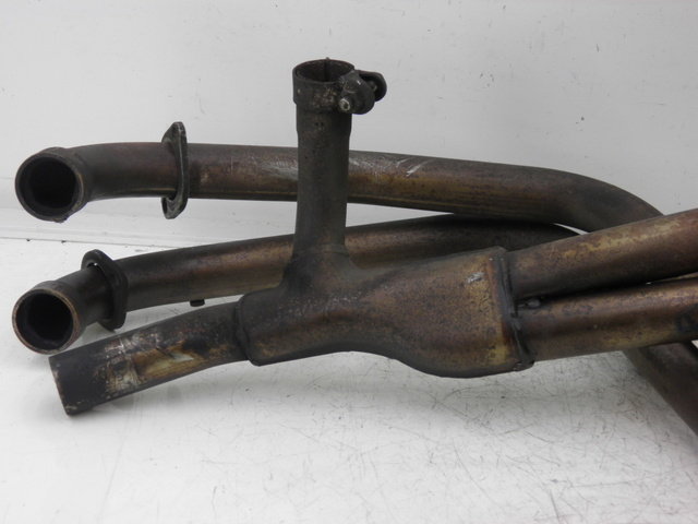 photo de COLLECTEUR TRIUMPH TROPHY 1200 (1996 - 2003) - Gros plan technique