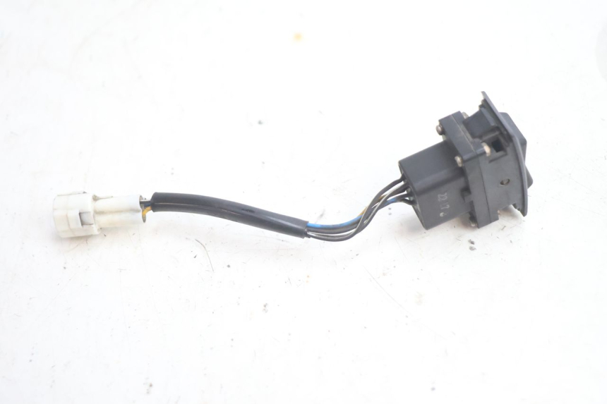 photo de COMMODO SUZUKI BURGMAN EXECUTIVE ABS 650 (2006 - 2012) - Autre angle de vue