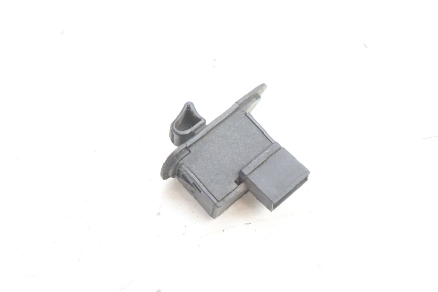photo de COMMODO CLIGNOTANT PIAGGIO FLY 2T 50 (2004 - 2017) - Zoom état d’usage