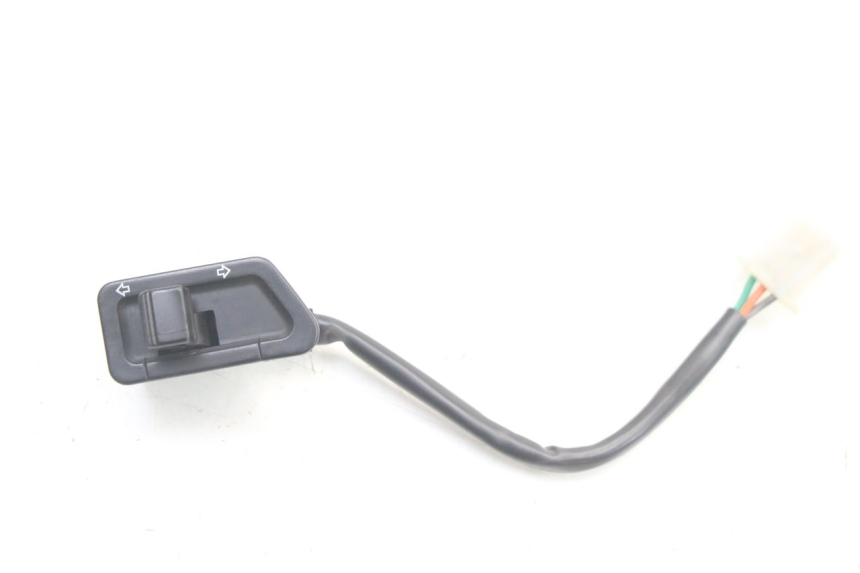 photo de COMMODO CLIGNOTANT MBK OVETTO ONE 2T 50 (2013 - 2017) - Vue principale