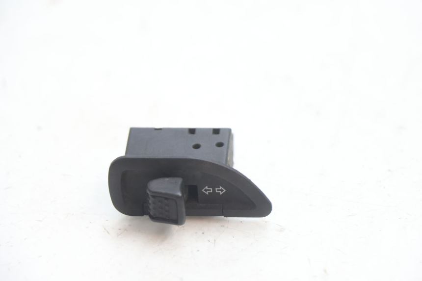 photo de COMMODO CLIGNOTANT PIAGGIO MP3 LT 400 (2007 - 2012) - Vue principale