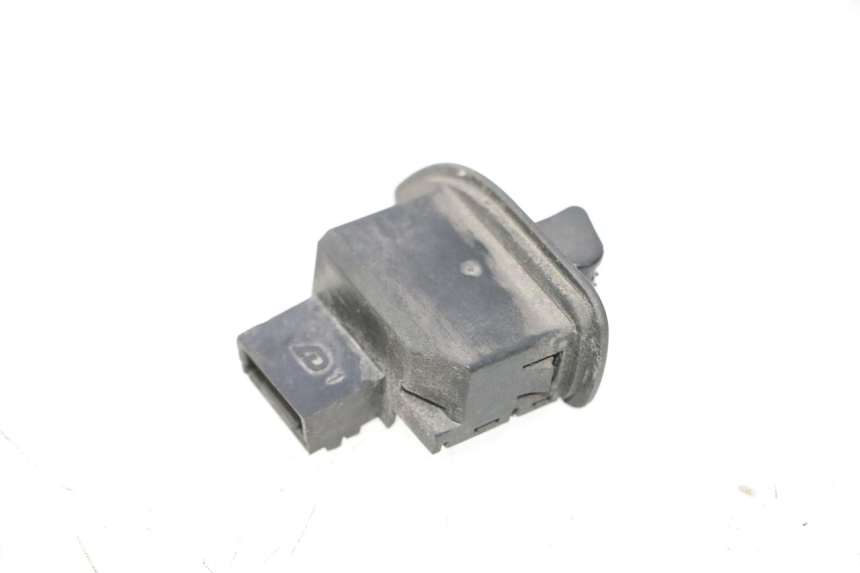 photo de COMMODO CLIGNOTANT PIAGGIO MP3 500 (2011 - 2015) - Détail de la pièce