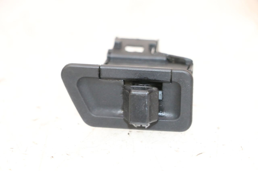 photo de COMMODO CLIGNOTANT YAMAHA NEO'S NEOS 2T 50 (1998 - 2007) - Autre angle de vue