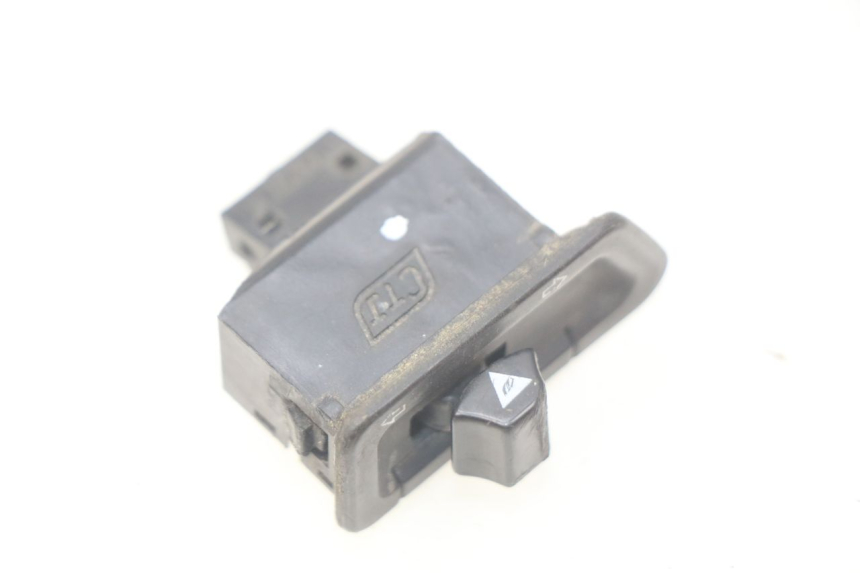 photo de COMMODO CLIGNOTANT SYM ORBIT 2 2T 50 (2008 - 2018) - Détail de la pièce