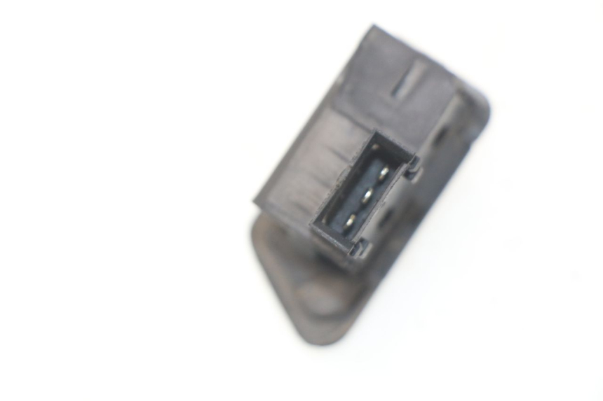 photo de COMMODO CLIGNOTANT SYM ORBIT 2 4T 50 (2008 - 2017) - Détail de la pièce