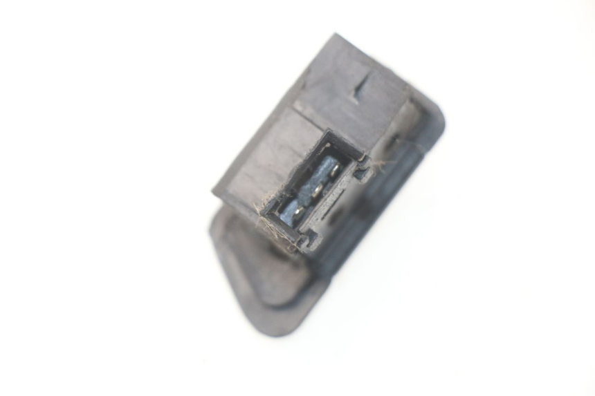 photo de COMMODO CLIGNOTANT SYM ORBIT III 3 4T 50 (2018 - 2021) - Autre angle de vue