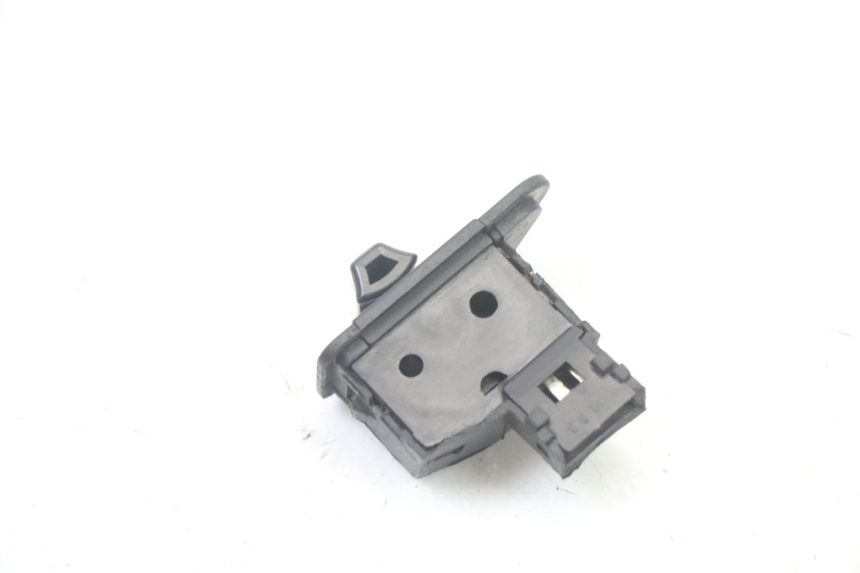 photo de COMMODO CLIGNOTANT SYM ORBIT III 3 4T 50 (2021 - 2025) - Zoom état d’usage