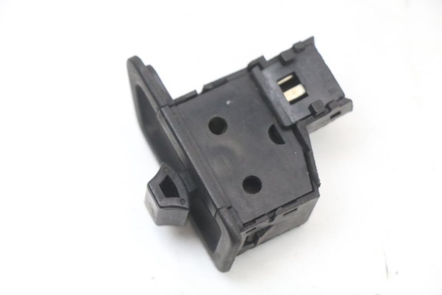 photo de COMMODO CLIGNOTANT SYM ORBIT 50 (2008 - 2010) - Zoom état d’usage