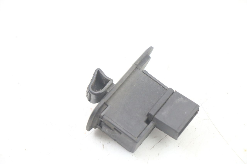 photo de COMMODO CLIGNOTANT PIAGGIO ZIP 4T 50 (2018 - 2020) - Zoom état d’usage