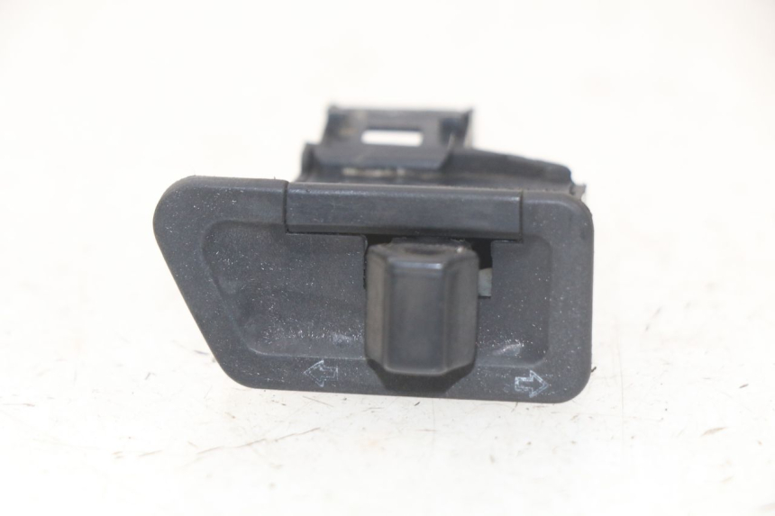 photo de COMMODO CLIGNOTANT SYM SYMPHONY 50 (2009 - 2015) - Vue principale