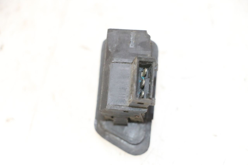 photo de COMMODO CLIGNOTANT PEUGEOT TWEET 4T 50 (2018 - 2022) - Zoom état d’usage