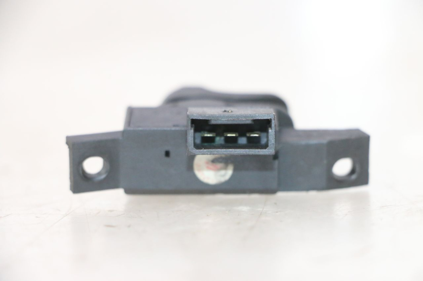 photo de COMMODO CLIGNOTANT PIAGGIO VESPA LX 2T 50 (2005 - 2013) - Zoom état d’usage