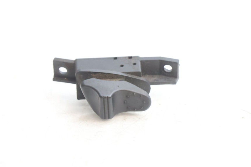 photo de COMMODO CLIGNOTANT PIAGGIO VESPA S 2T 50 (2007 - 2014) - Vue principale