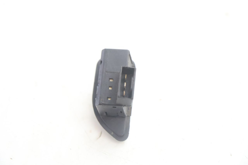 photo de COMMODO CLIGNOTANT PIAGGIO ZIP 4T 50 (2006 - 2017) - Autre angle de vue