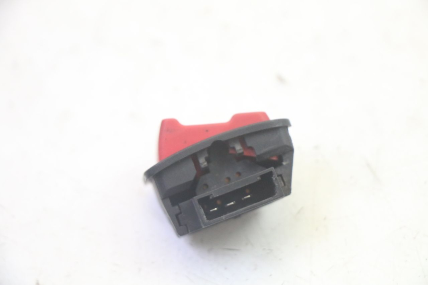 photo de COMMODO COUPE CONTACT PIAGGIO MP3 RL 250 (2006 - 2010) - Autre angle de vue