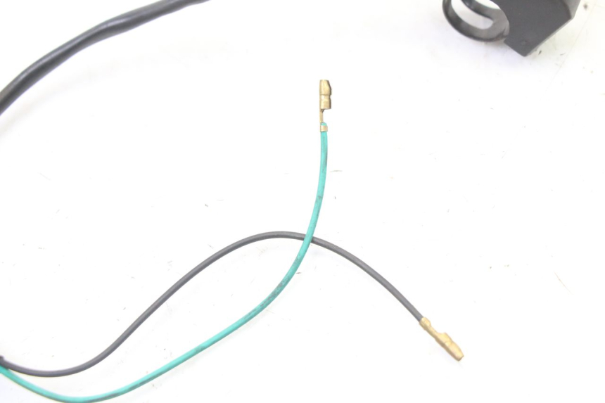 photo de COMMODO COUPE CONTACT HONDA NTV DEAUVILLE ABS 700 (2007 - 2016) - Gros plan technique