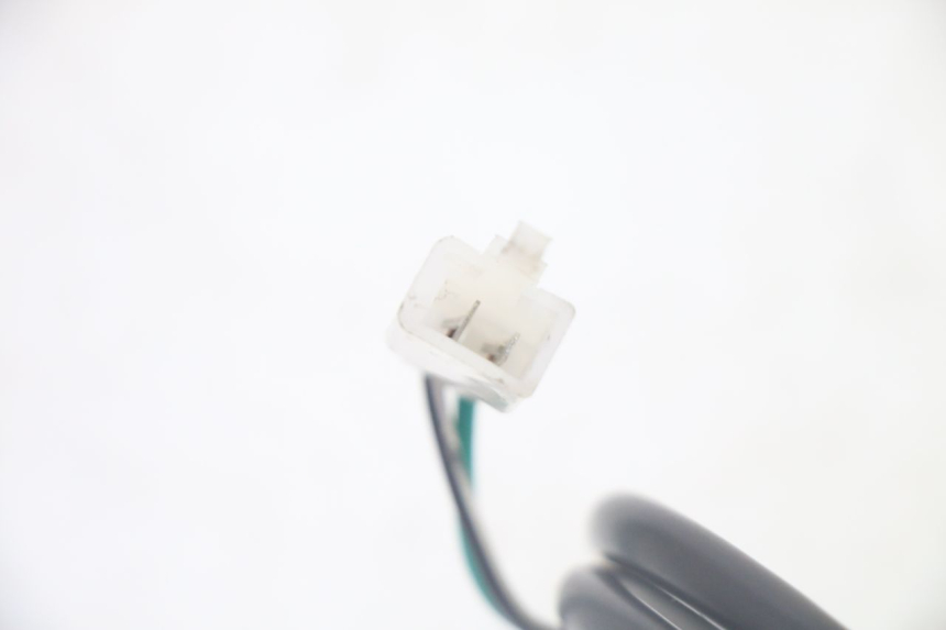 photo de COMMODO COUPE CONTACT APOLLO RFZ 125 - Gros plan technique