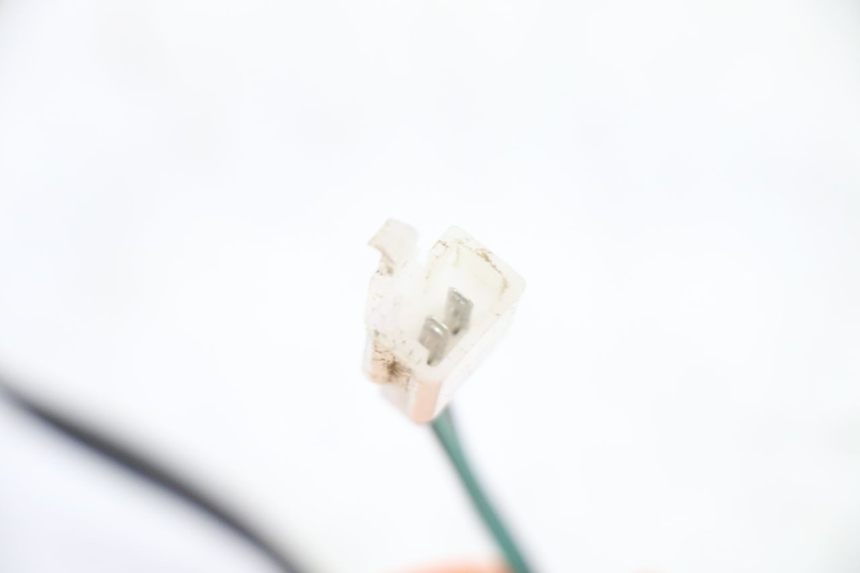 photo de COMMODO COUPE CONTACT APOLLO RXF 125 - Gros plan technique