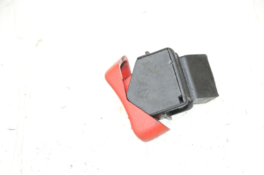 photo de COMMODO COUPE CONTACT PIAGGIO VESPA GTS SUPER IE 125 (2009 - 2016) - Détail de la pièce