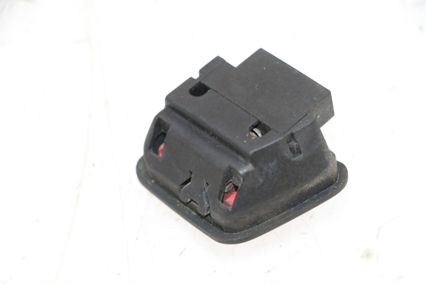 photo de COMMODO COUPE CONTACT PIAGGIO X8 125 (2004 - 2007) - Détail de la pièce