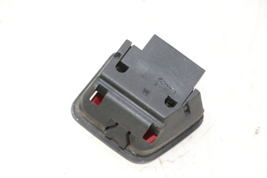 photo de COMMODO COUPE CONTACT PIAGGIO XEVO - X EVO 125 (2007 - 2017) - Détail de la pièce