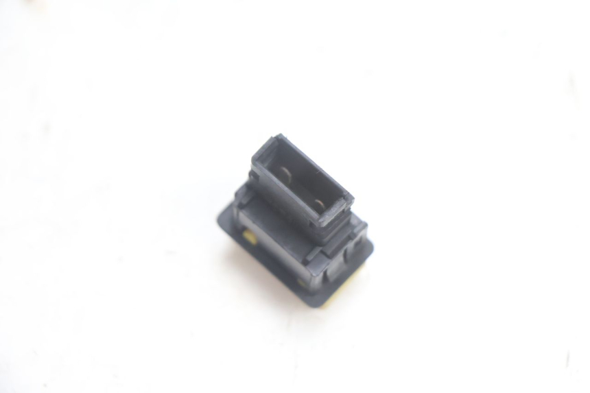 photo de COMMODO DEMARREUR PEUGEOT BUXY 50 (1993 - 1998) - Autre angle de vue