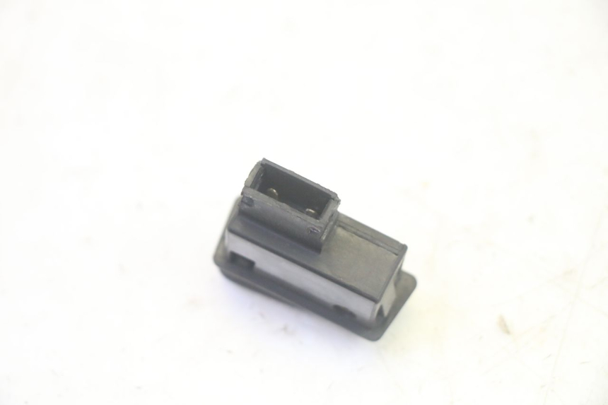 photo de COMMODO DEMARREUR SYM FIDDLE 3 III 125 (2014 - 2020) - Autre angle de vue