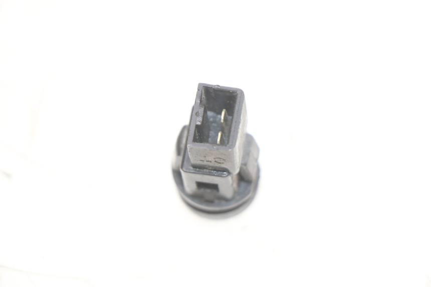 photo de COMMODO DEMARREUR PIAGGIO FLY 2T 50 (2004 - 2017) - Zoom état d’usage