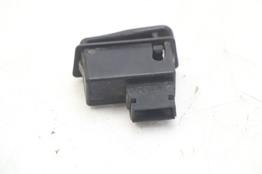 photo de Starter switch SYM JET EURO X 2T 50 (2003 - 2007) - Détail de la pièce