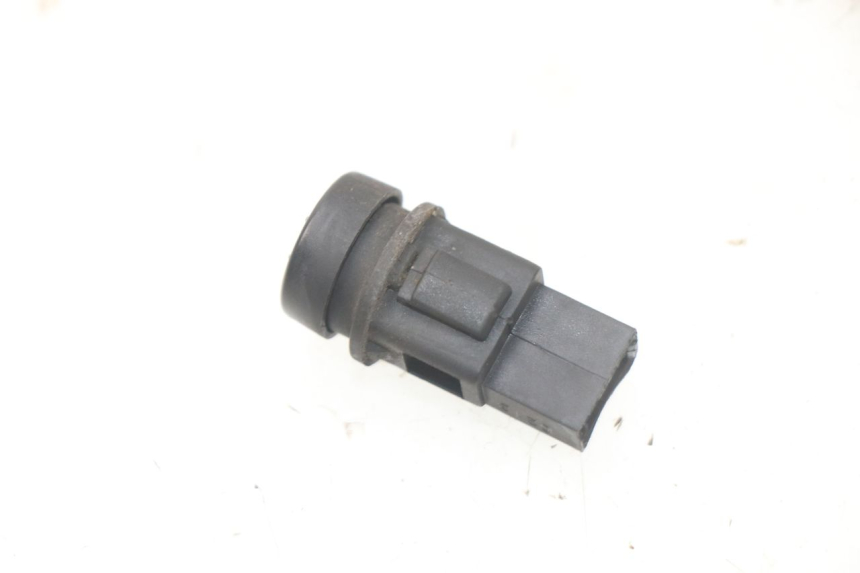 photo de COMMODO DEMARREUR PIAGGIO LIBERTY 4T 50 (2009 - 2015) - Zoom état d’usage