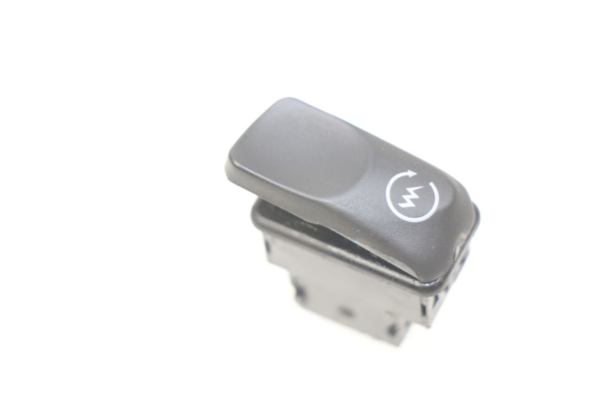 photo de COMMODO DEMARREUR PIAGGIO LIBERTY IGET 4T 50 (2015 - 2020) - Vue principale