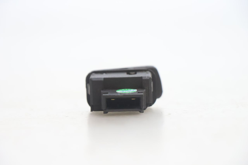 photo de COMMODO DEMARREUR PIAGGIO MP3 LT 400 (2007 - 2012) - Autre angle de vue