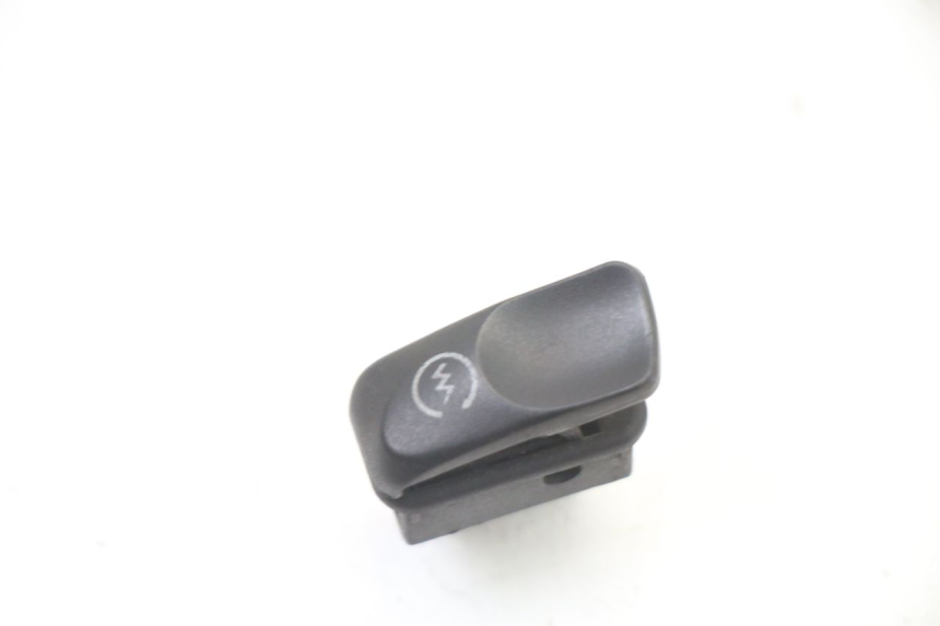 photo de COMMODO DEMARREUR PIAGGIO MP3 500 (2011 - 2015) - Vue principale