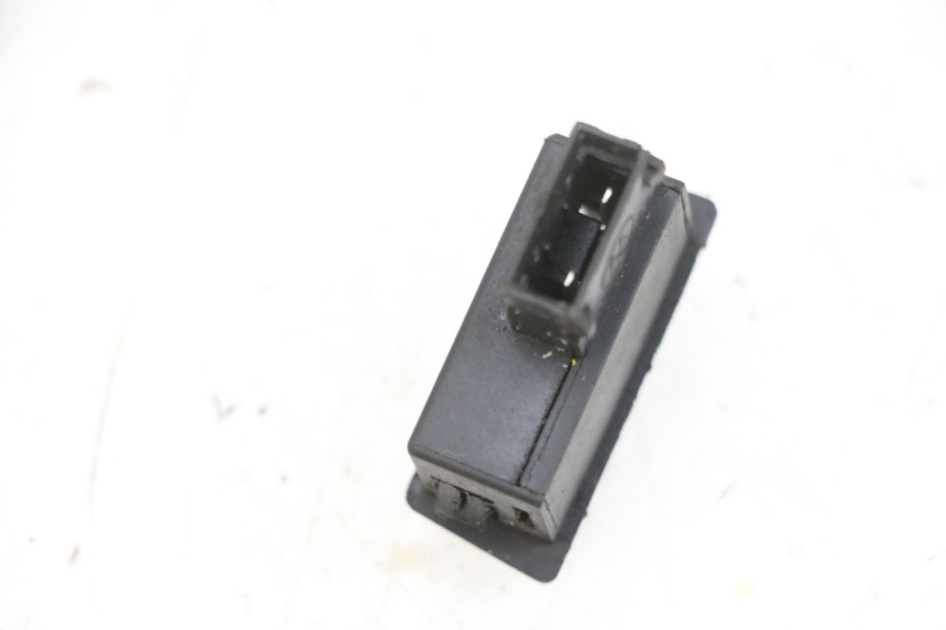 photo de COMMODO DEMARREUR JM MOTORS OLDIES GT 4T 50 (2018 - 2025) - Détail de la pièce