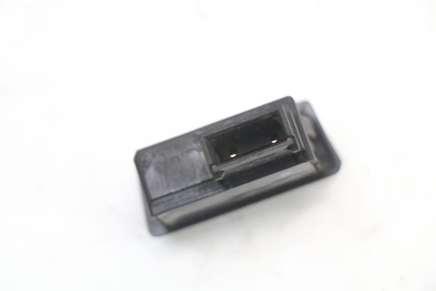 photo de COMMODO DEMARREUR SYM ORBIT 50 (2008 - 2010) - Gros plan technique