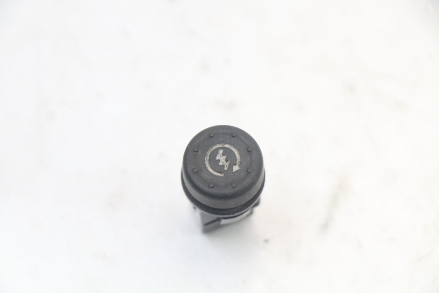 photo de COMMODO DEMARREUR PIAGGIO NEW TYPHOON 50 (2010 - 2017) - Détail de la pièce