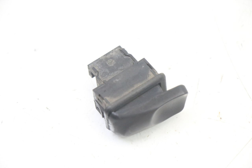 photo de COMMODO DEMARREUR PIAGGIO VESPA LX 2T 50 (2005 - 2013) - Détail de la pièce