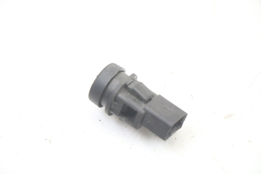 photo de COMMODO DEMARREUR PIAGGIO ZIP 4T 50 (2018 - 2020) - Zoom état d’usage