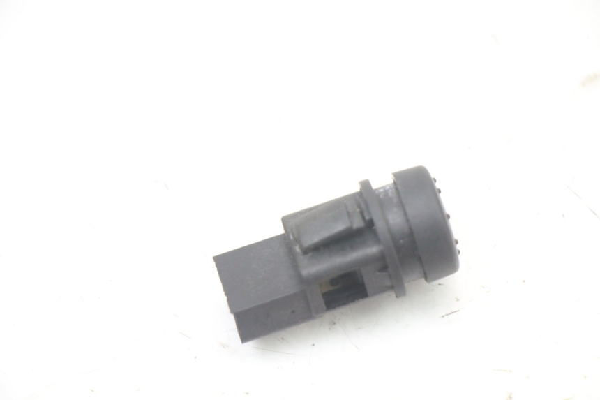 photo de COMMODO DEMARREUR PIAGGIO ZIP 4T 50 (2018 - 2020) - Autre angle de vue