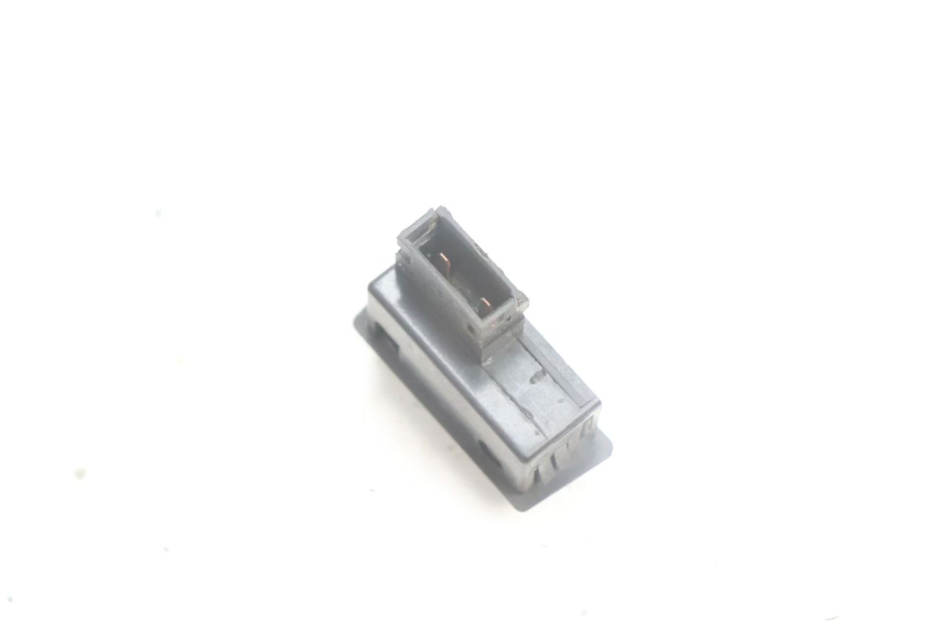 photo de COMMODO DEMARREUR JM MOTORS SANTANA EVO 50 (2024 - 2026) - Autre angle de vue
