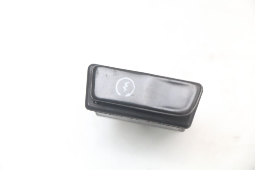 photo de COMMODO DEMARREUR PEUGEOT TWEET 125 (2018 - 2021) - Détail de la pièce