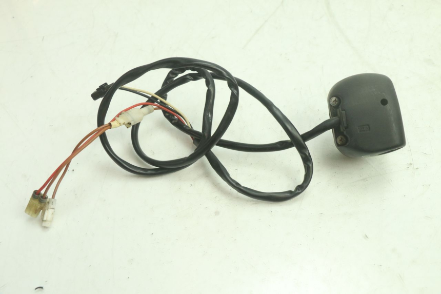 photo de COMMODO DEMARREUR YAMAHA WAVE RUNNER GP R 1200 (2000 - 2003) - Autre angle de vue
