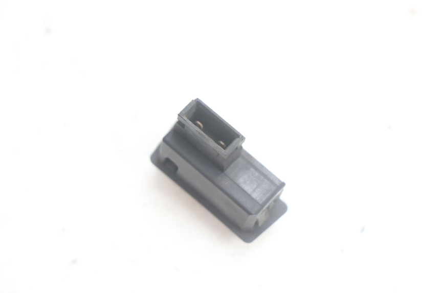 photo de COMMODO DEMARREUR YAMAHA XMAX X-MAX 125 (2006 - 2009) - Autre angle de vue