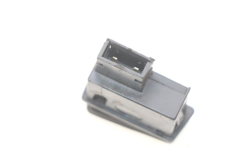 photo de COMMODO DEMARREUR YIYING YY50QT-10 50 (2007 - 2022) - Détail de la pièce