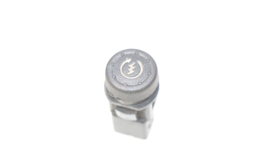 photo de COMMODO DEMARREUR PIAGGIO ZIP 2T 50 (2009 - 2019) - Autre angle de vue