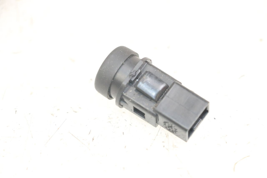 photo de COMMODO DEMARREUR PIAGGIO ZIP 2T 50 (2009 - 2019) - Zoom état d’usage