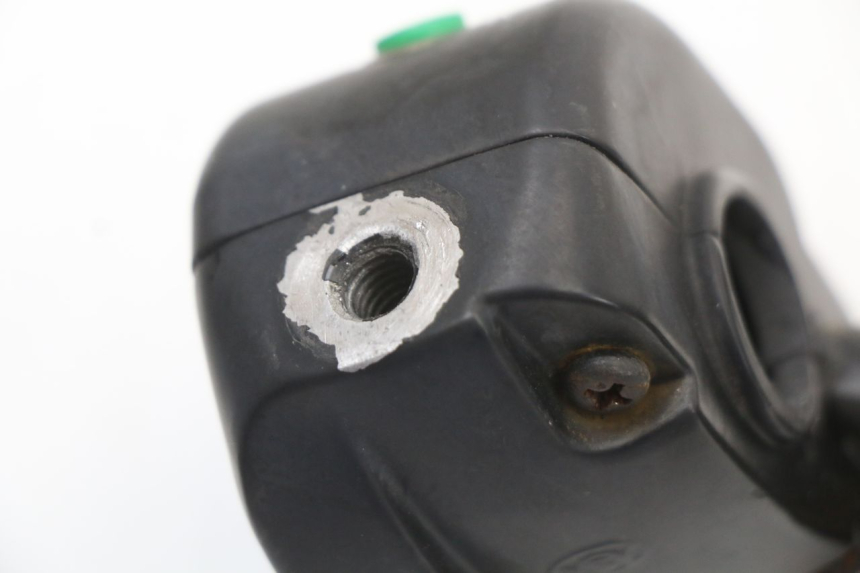 photo de Right handlebar switch E-MAX 80L 1 (2011 - 2014) - Gros plan technique