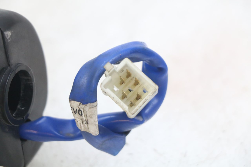 photo de COMMODO DROIT KYMCO AGILITY 16+ 4T 50 (2018 - 2023) - Gros plan technique