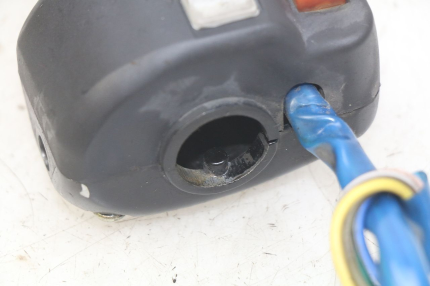 photo de COMMODO DROIT KYMCO AGILITY 4T 50 (2005 - 2018) - Zoom état d’usage