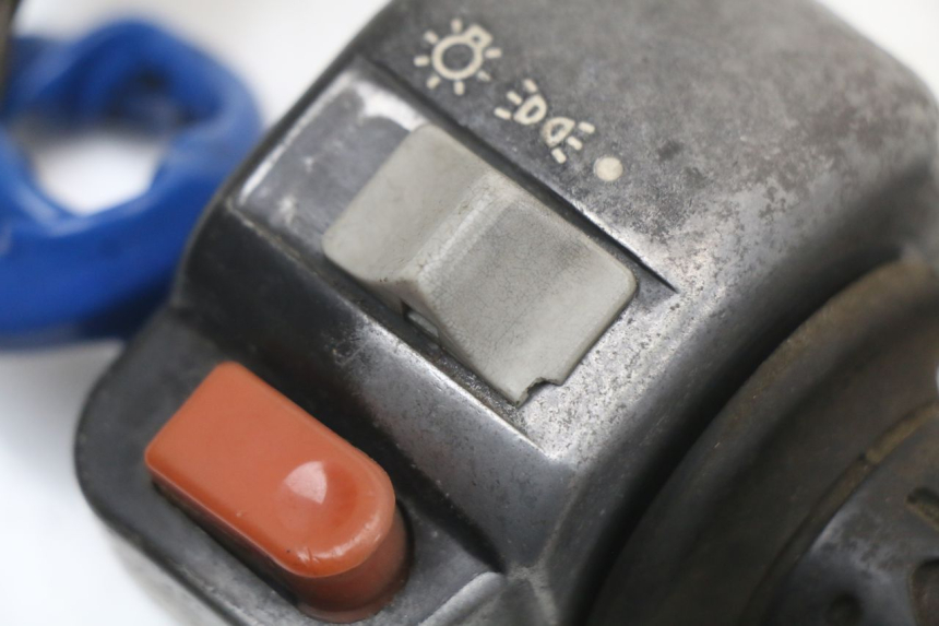 photo de COMMODO DROIT KYMCO AGILITY 4T 50 (2005 - 2018) - Zoom état d’usage